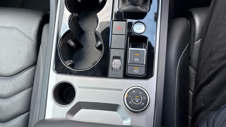 Volkswagen Touareg 3.0 V6 TDI 4Motion R-Line Tech 5dr Tip Auto Diesel Estate